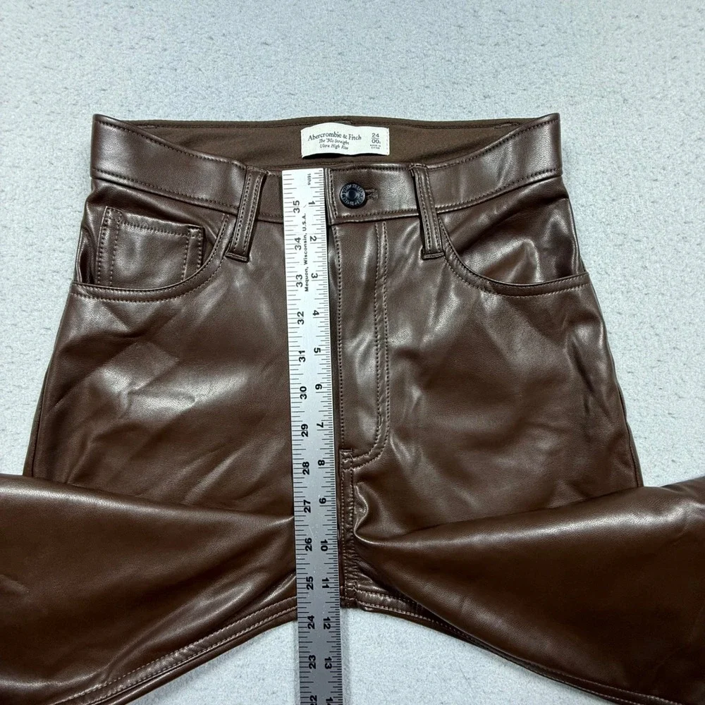 Abercrombie & Fitch Brown Faux Leather Curve Love 90s Straight High Rise Pant 00